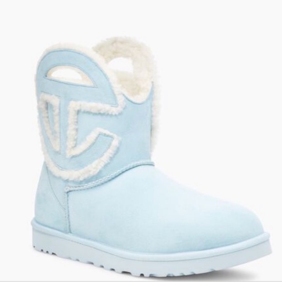 🆕UGG X TELFAR BABY BLUE CLASSIC SHORT MINI LOGO TELFAR LIMITED EDITION BOOTS - Picture 8 of 9